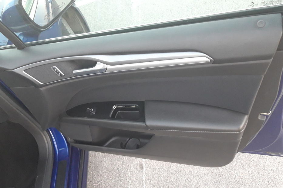 Продам Ford Fusion SE 2016 года в Запорожье