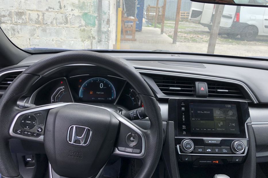 Продам Honda Civic Coupe EX 2017 года в Киеве