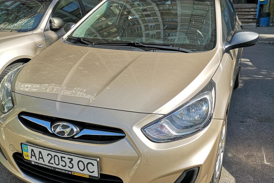 Продам Hyundai Accent  2013 года в Киеве