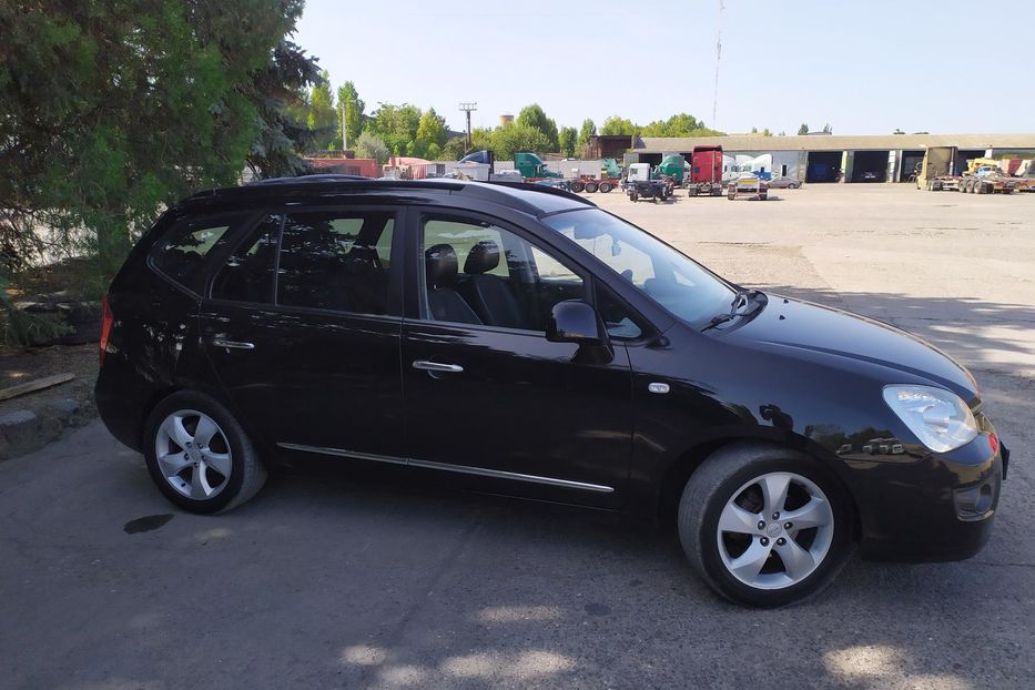 Продам Kia Carens 2009 года в Одессе