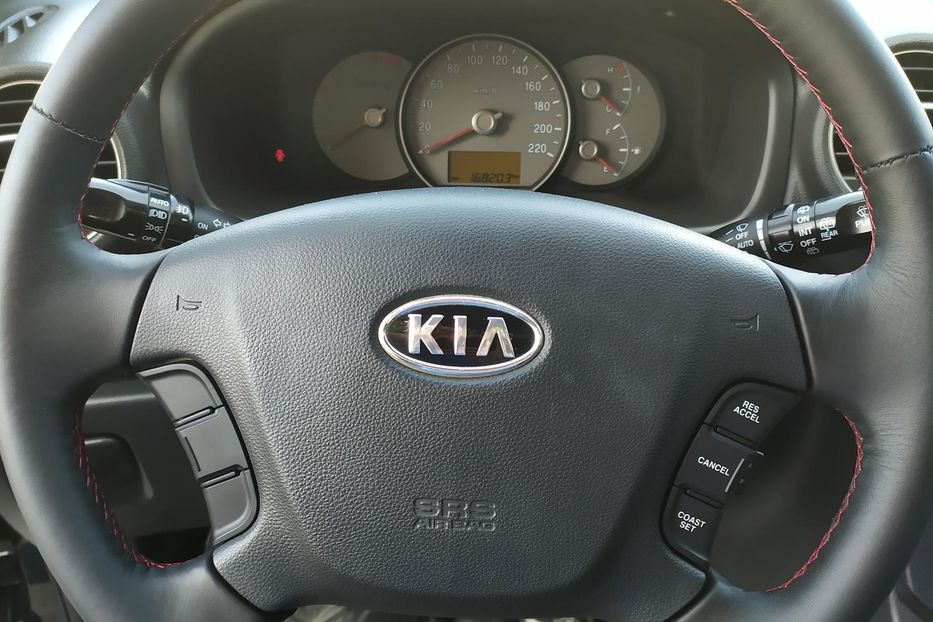 Продам Kia Carens 2009 года в Одессе