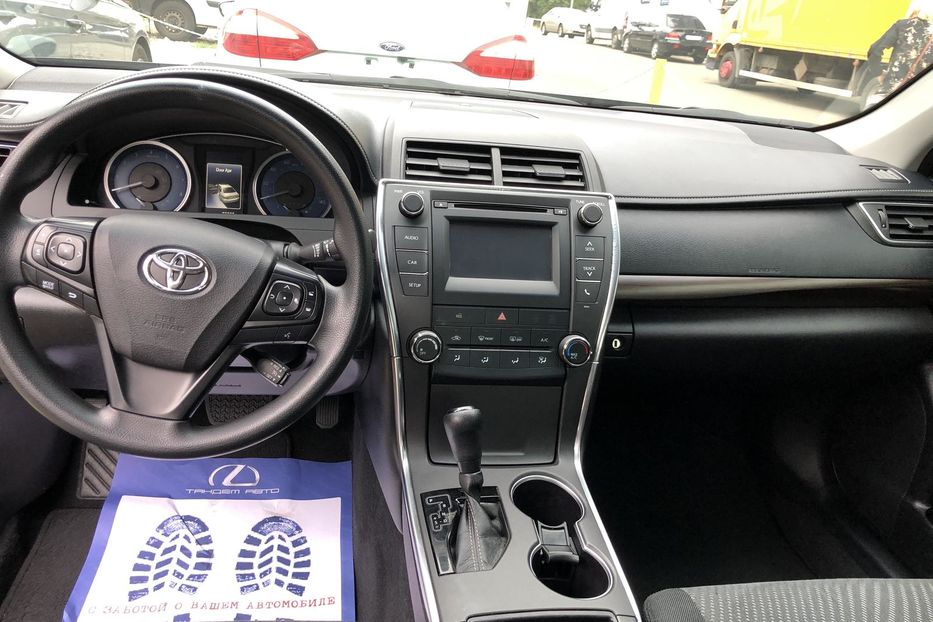 Продам Toyota Camry LE 2017 года в Киеве