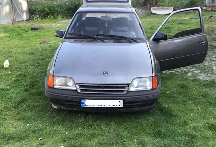 Продам Opel Kadett Никакой 1986 года в Ровно