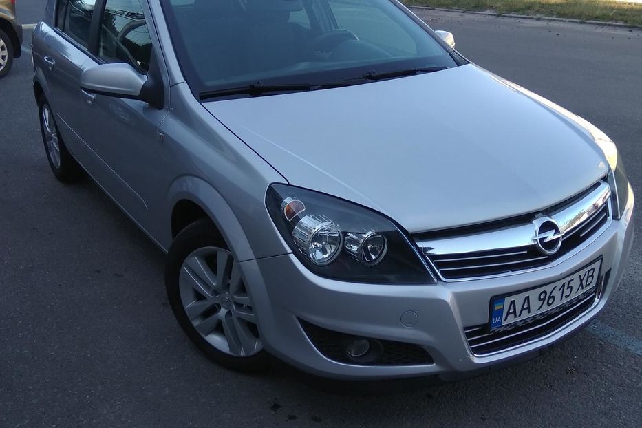 Продам Opel Astra H PANORAMA 2008 года в г. Козелец, Черниговская область