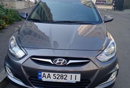 Продам Hyundai Accent  2011 года в Киеве