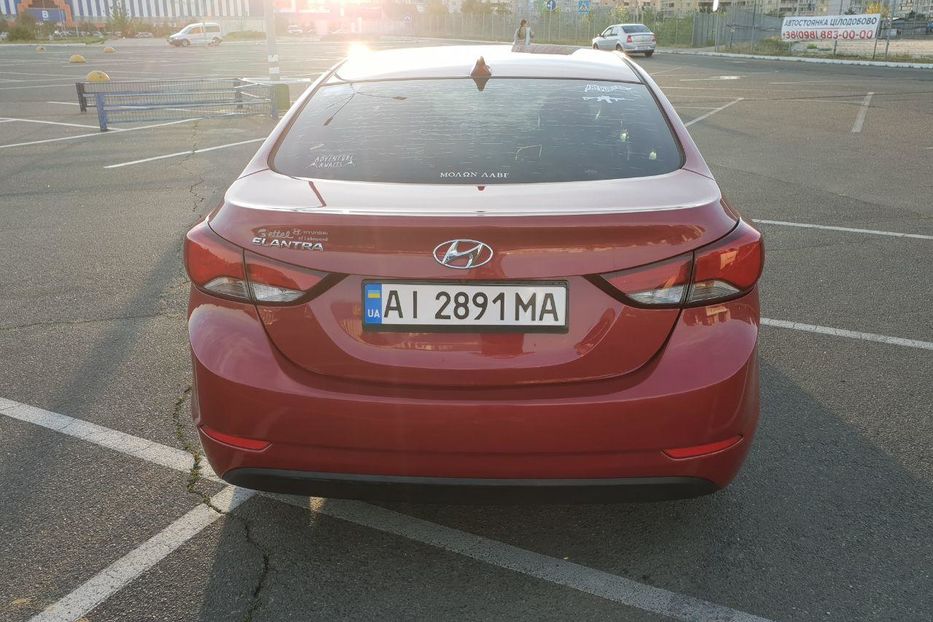 Продам Hyundai Elantra 2015 года в Киеве