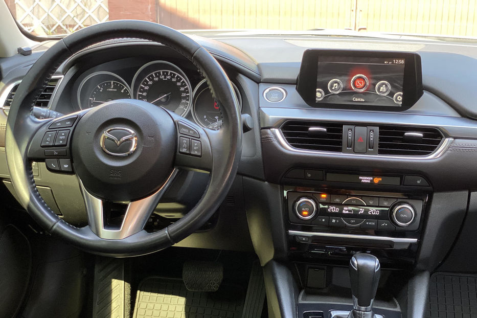 Продам Mazda 6 2015 года в Киеве