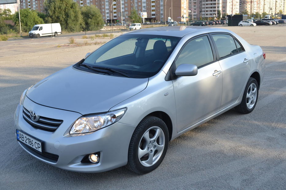 Продам Toyota Corolla 2008 года в Киеве