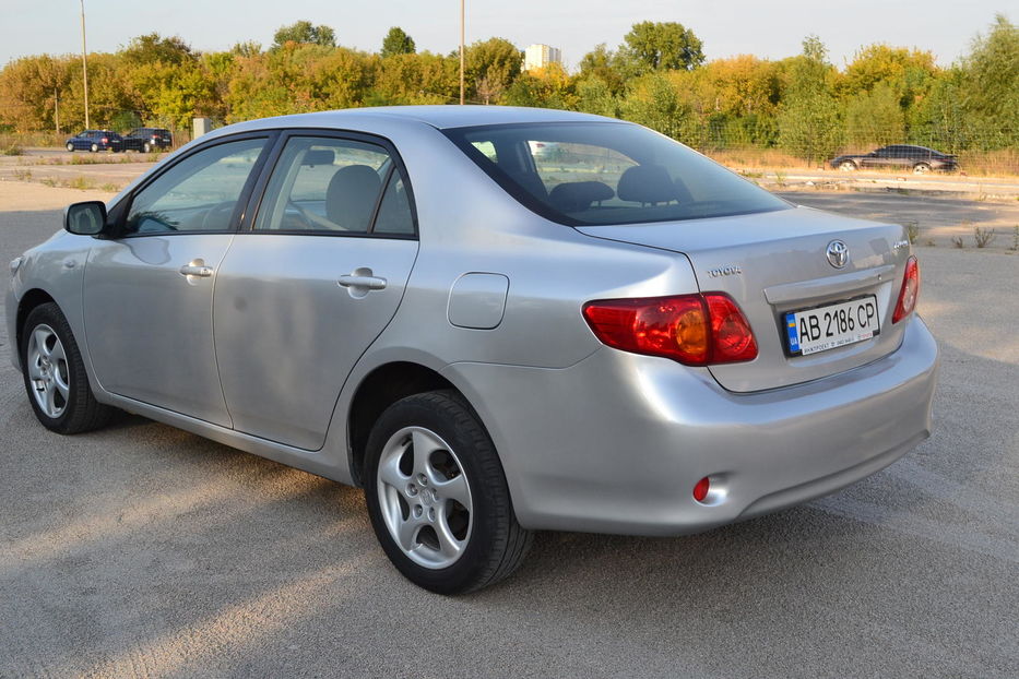 Продам Toyota Corolla 2008 года в Киеве