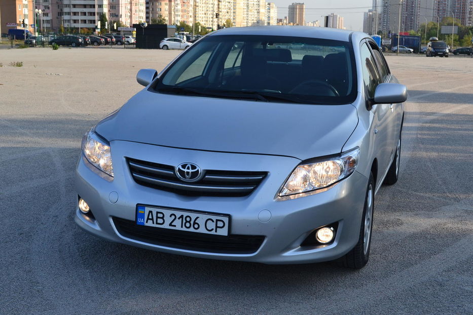 Продам Toyota Corolla 2008 года в Киеве