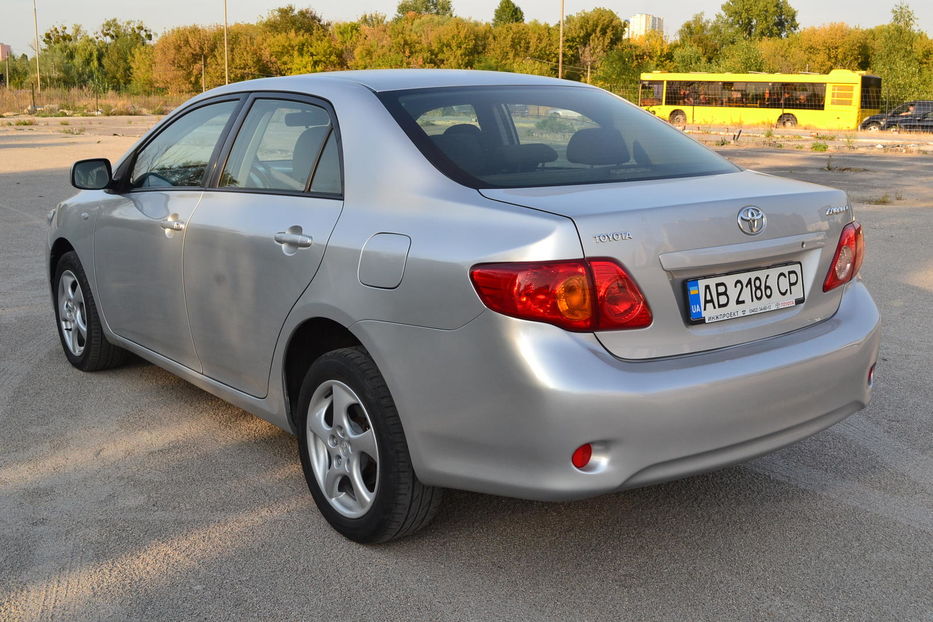 Продам Toyota Corolla 2008 года в Киеве