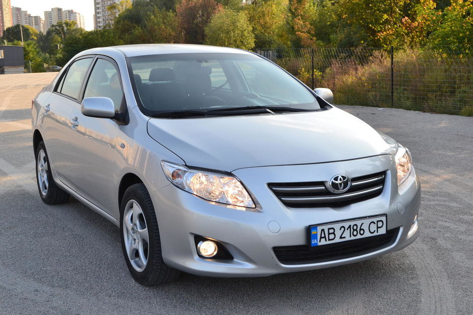 Продам Toyota Corolla 2008 года в Киеве