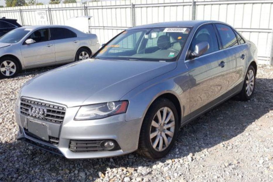 Продам Audi A4 PREMIUM PLUS 2011 года в Луцке