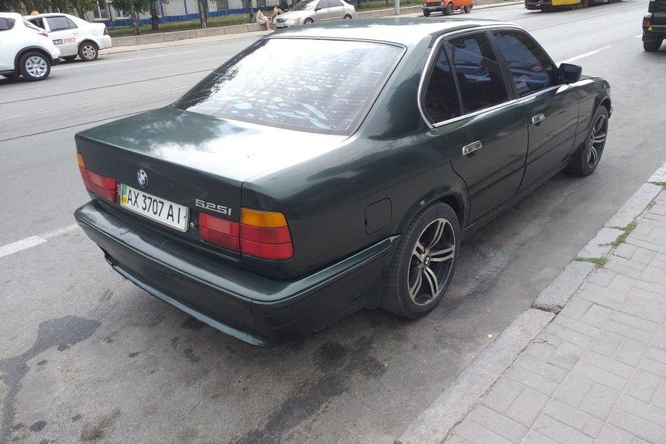 Продам BMW 525 1989 года в Харькове