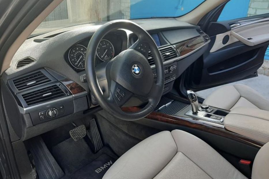 Продам BMW X5 2011 года в Запорожье