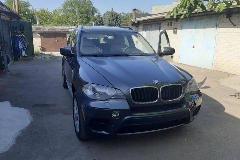 Продам BMW X5 2011 года в Запорожье