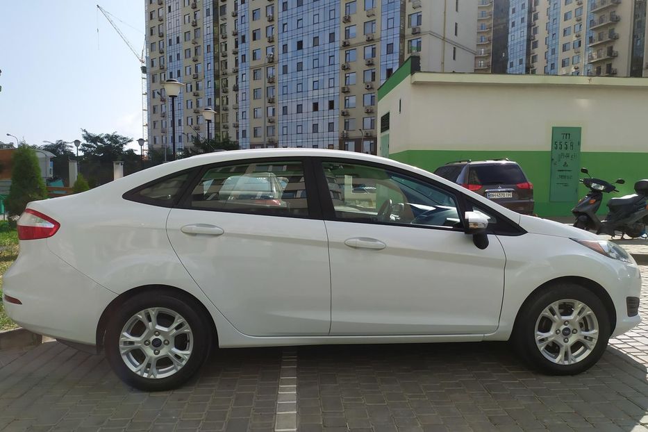 Продам Ford Fiesta 2015 года в Одессе