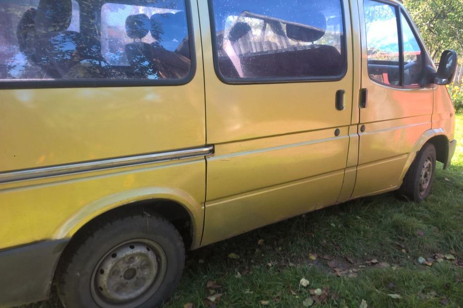 Продам Ford Transit пасс. 1996 года в г. Любешов, Волынская область