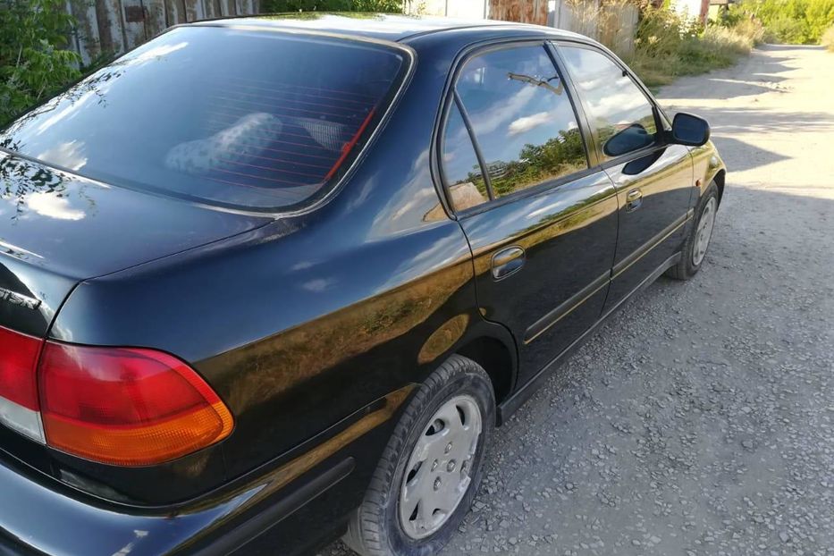 Продам Honda Civic 6 1997 года в Луганске