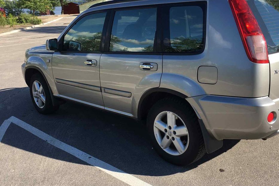 Продам Nissan X-Trail 2004 года в г. Кременчуг, Полтавская область