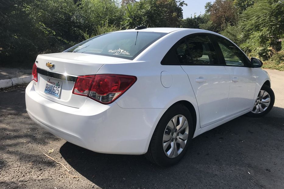 Продам Chevrolet Cruze LS 2015 года в Днепре