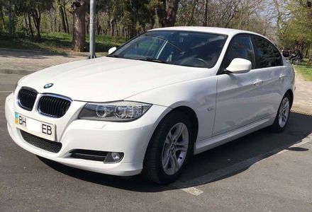 Продам BMW 318 2012 года в Одессе