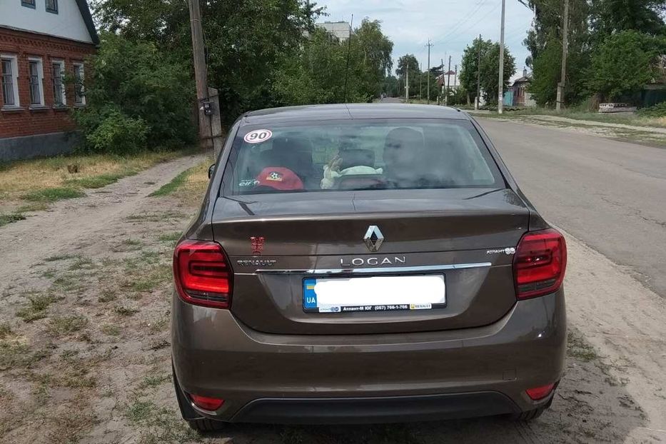 Продам Renault Logan 2017 года в Харькове