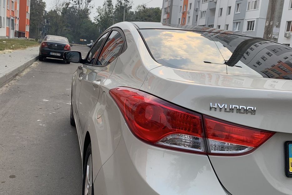 Продам Hyundai Elantra Gls 2012 года в Харькове