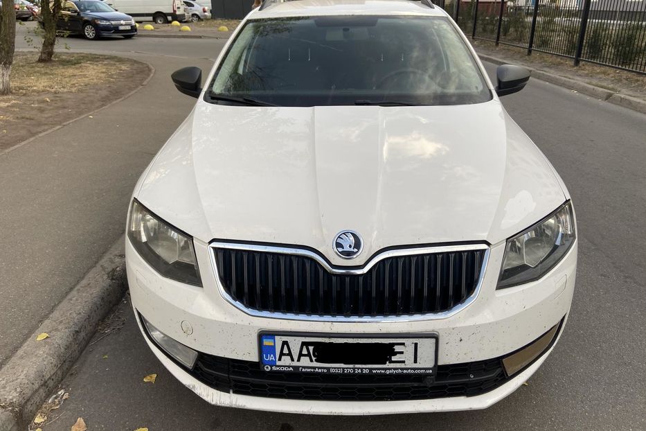 Продам Skoda Octavia A7 Combi 2016 года в Киеве