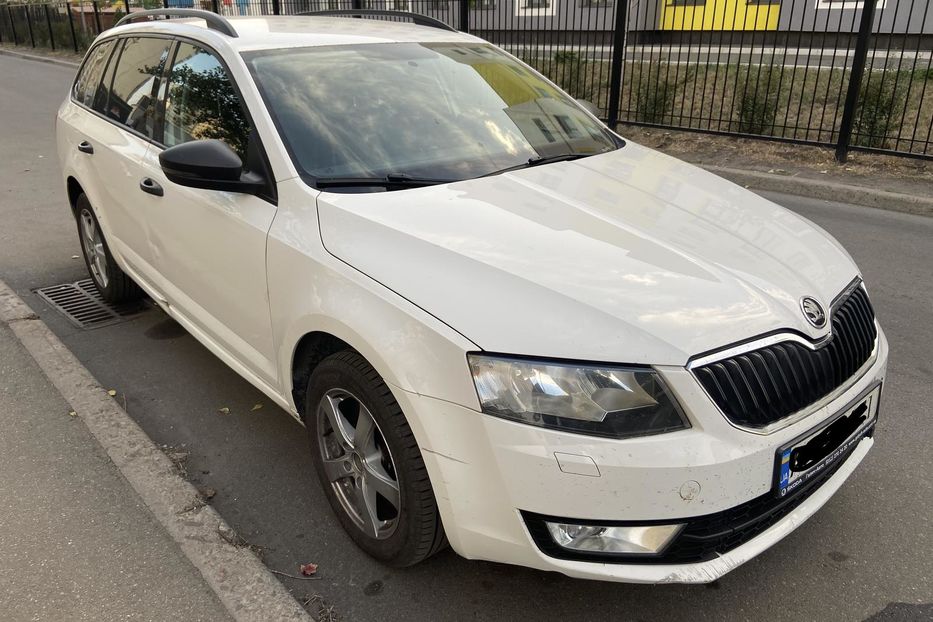 Продам Skoda Octavia A7 Combi 2016 года в Киеве