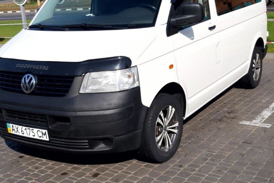 Продам Volkswagen T5 (Transporter) пасс. 2004 года в Харькове