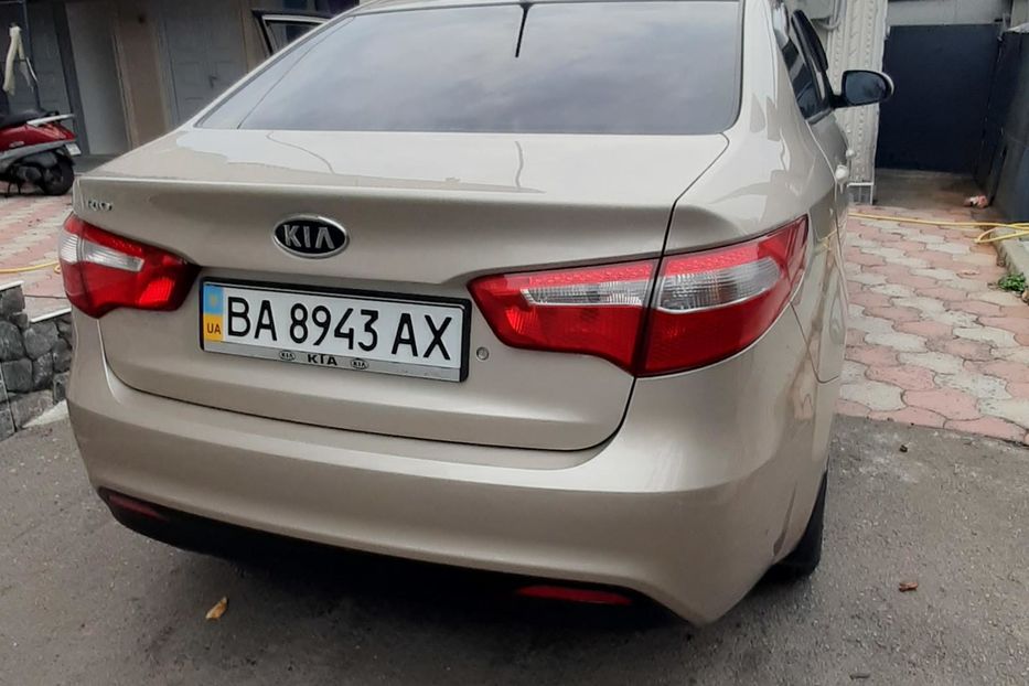 Продам Kia Rio 2012 года в г. Гайворон, Кировоградская область