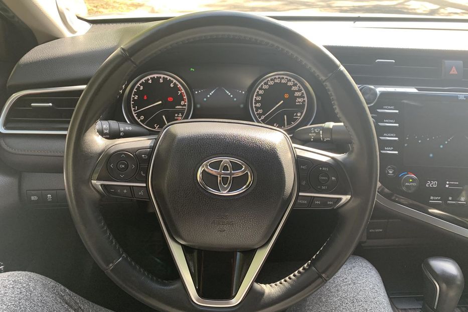 Продам Toyota Camry Premium 2018 года в Николаеве