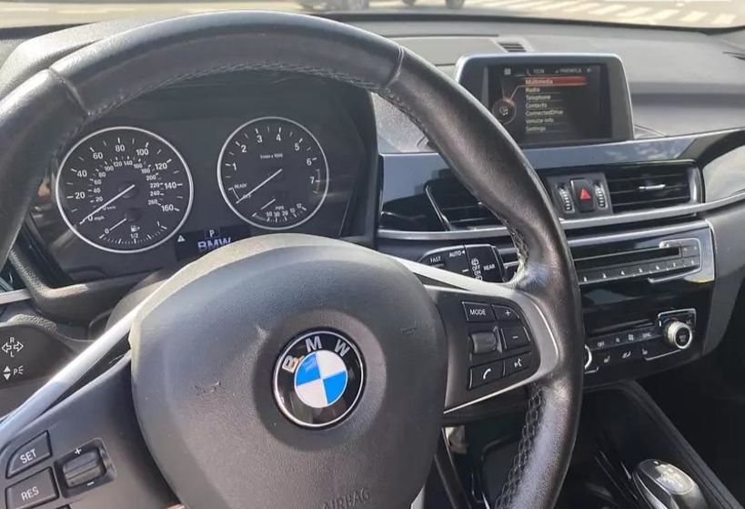 Продам BMW X1 xDrive  i28 2016 года в Чернигове