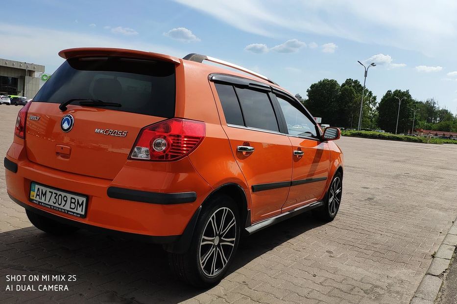 Продам Geely MK Cross 2013 года в Житомире