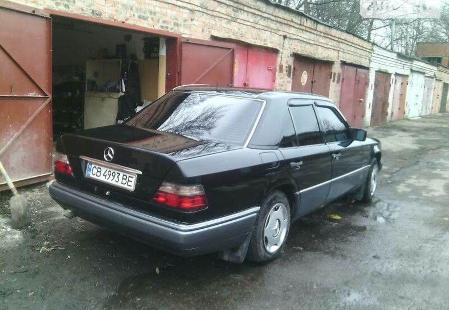 Продам Mercedes-Benz E-Class W 124 1995 года в Чернигове