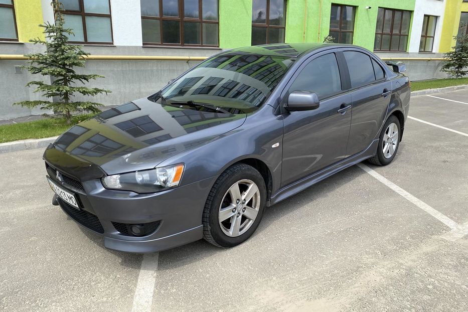 Продам Mitsubishi Lancer X 2009 года в Киеве