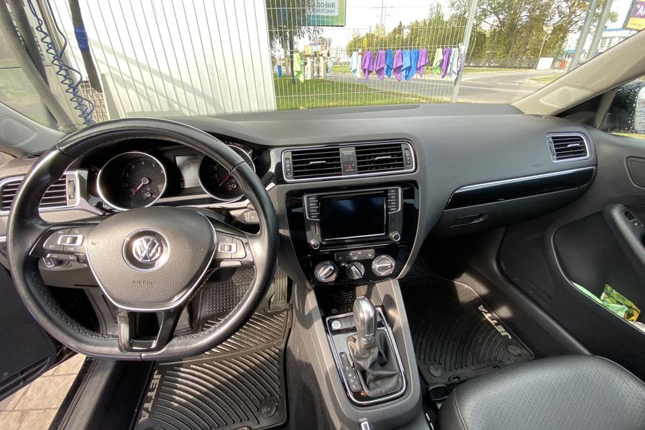 Продам Volkswagen Jetta SEL 2015 года в Львове