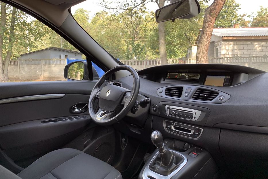 Продам Renault Grand Scenic Limited 2014 года в Киеве