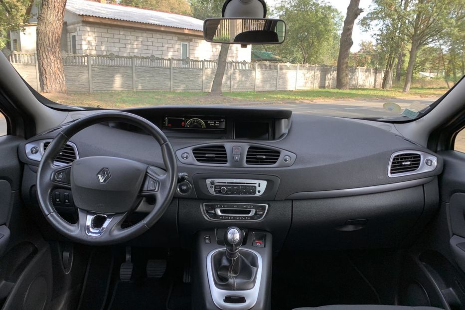 Продам Renault Grand Scenic Limited 2014 года в Киеве