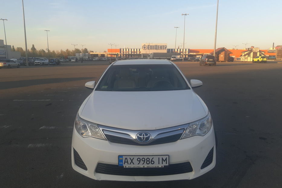 Продам Toyota Camry Toyota Camry V50 LE Hybrid 2014 года в Харькове