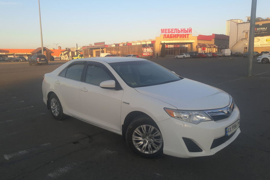 Продам Toyota Camry Toyota Camry V50 LE Hybrid 2014 года в Харькове