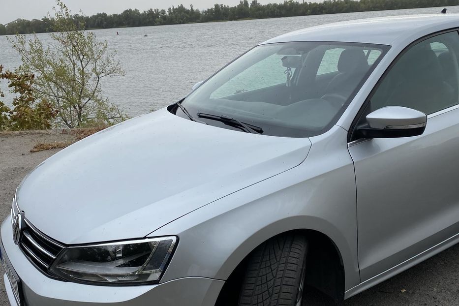 Продам Volkswagen Jetta 2013 года в Днепре