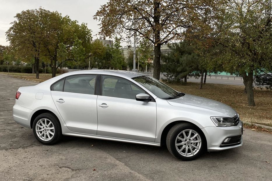 Продам Volkswagen Jetta 2013 года в Днепре