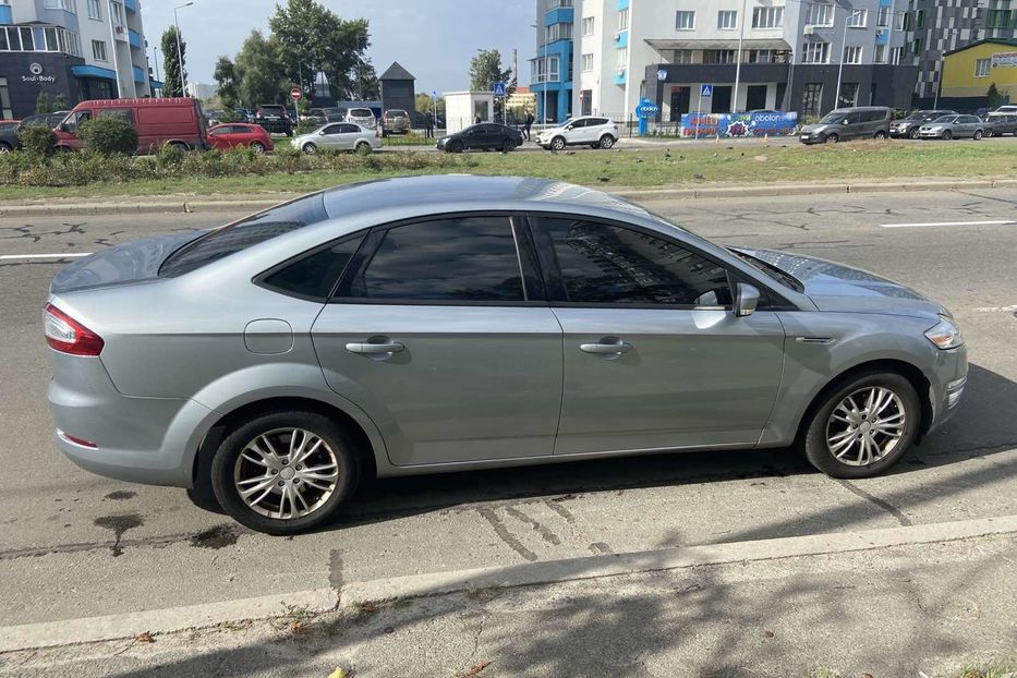 Продам Ford Mondeo 1.6-160л.с 2012 года в Киеве