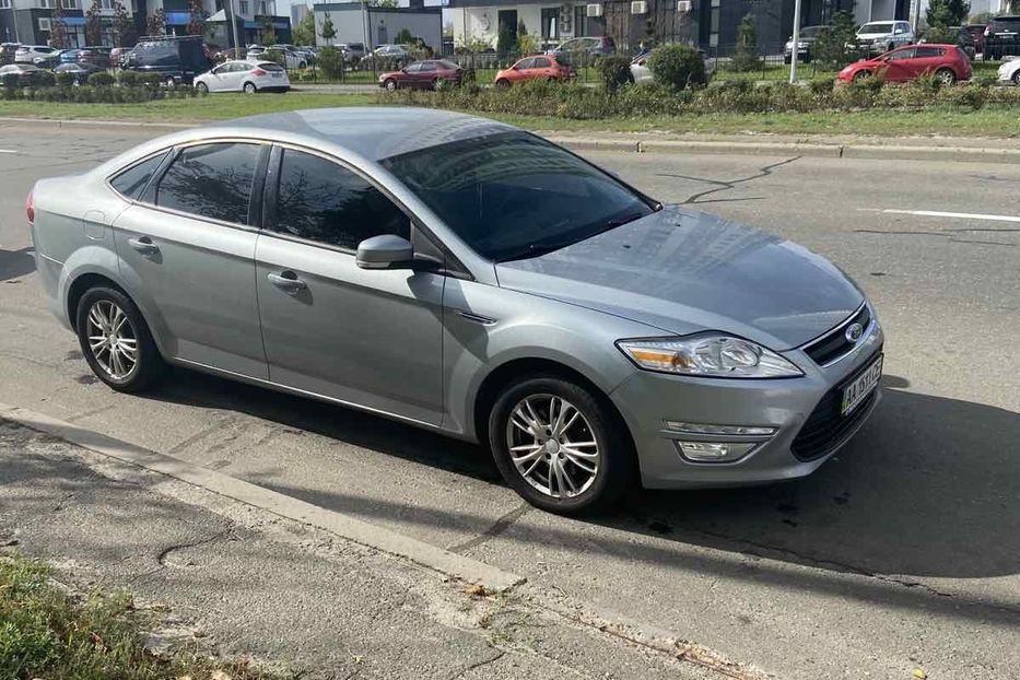 Продам Ford Mondeo 1.6-160л.с 2012 года в Киеве