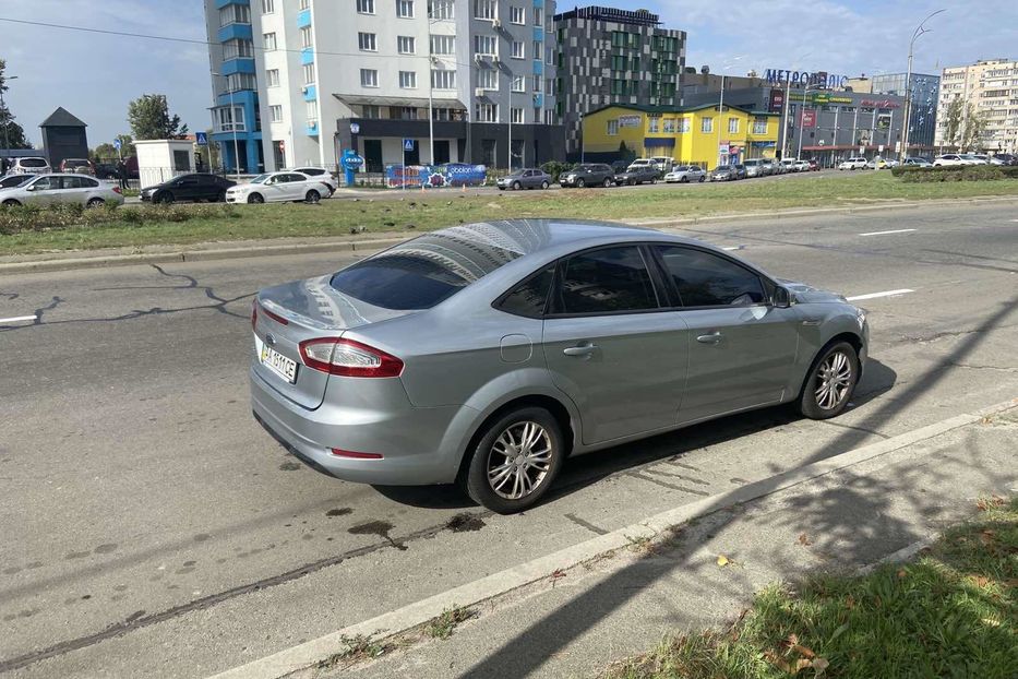 Продам Ford Mondeo 1.6-160л.с 2012 года в Киеве