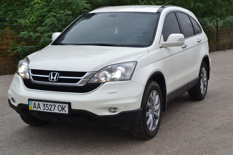 Продам Honda CR-V 2011 года в Киеве