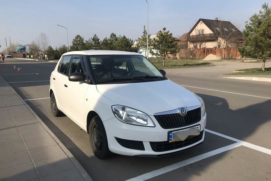 Продам Skoda Fabia 2013 года в Киеве