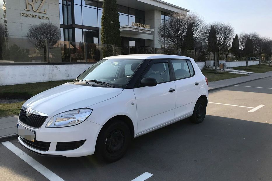 Продам Skoda Fabia 2013 года в Киеве